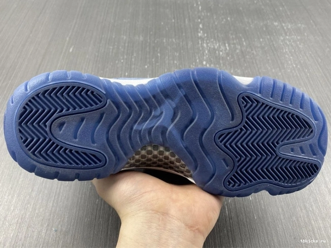 Rep TB 11 AR0715-441 Midnight Navy Jordan WMNS Air Velvet 0708